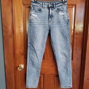 American Eagle Mom Jeans